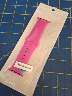 Silicone Watch Band For iWatch (42 44 45) Breathable Flexible Pin/Tuck  S/M